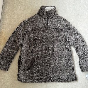 Fuzzy half zip